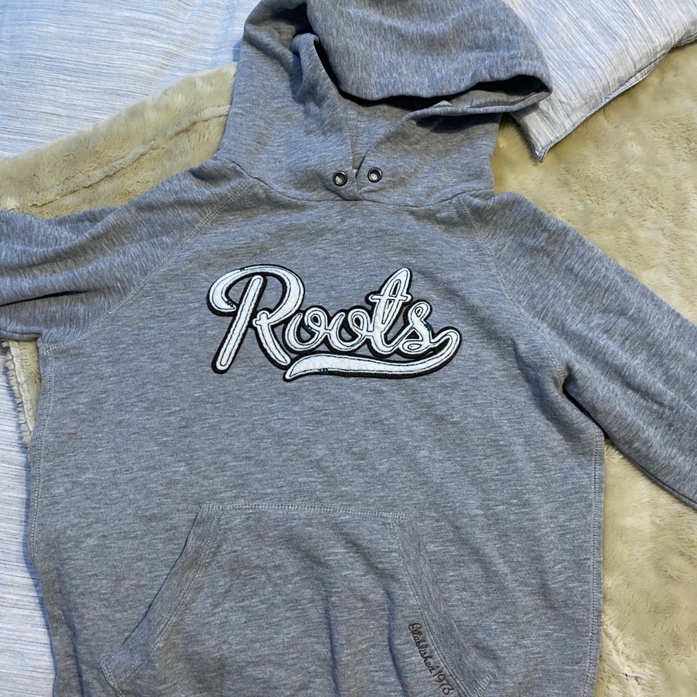 small roots hoodie